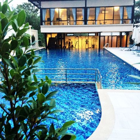 Avana Laemchabang Hotel Sziracsa Kültér fotó